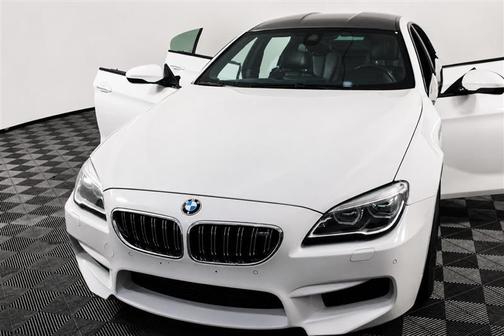 White Diamond 2017 BMW M6 Base