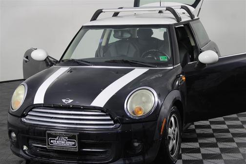 2011 MINI Cooper Base