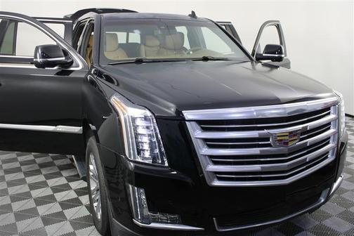 2017 Cadillac Escalade Platinum