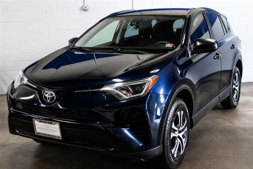 Galactic Aqua Mica 2018 Toyota RAV4 LE