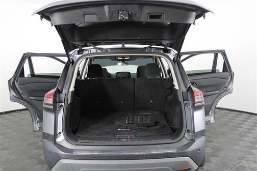 Gun Metallic 2024 Nissan Rogue S