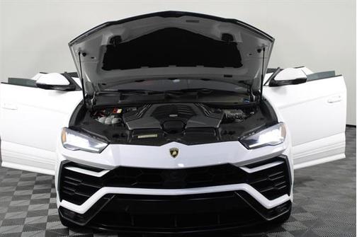 2019 Lamborghini Urus