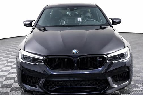Black Sapphire Metallic 2019 BMW M5 Base