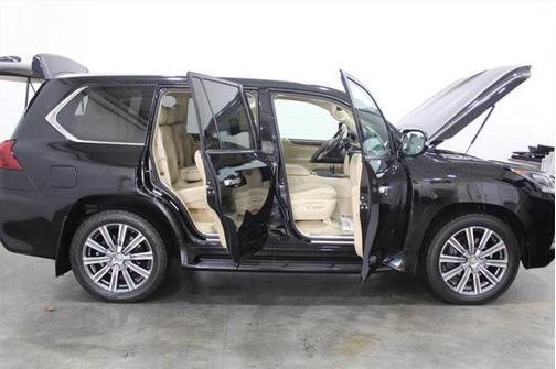 2017 Lexus LX 570 Base