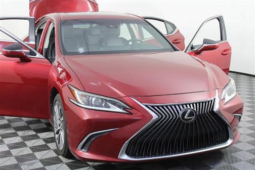 Matador Red Mica 2019 Lexus ES 350 Base