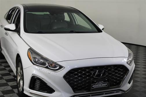2019 Hyundai SONATA Limited