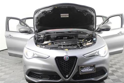 2019 Alfa Romeo Stelvio Base