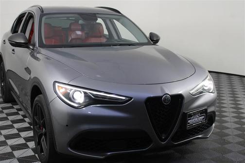2019 Alfa Romeo Stelvio Base