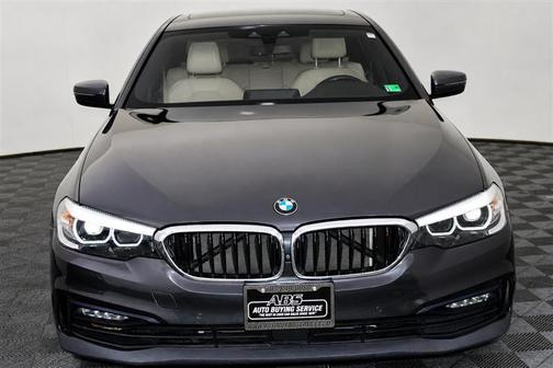 Cashmere Silver Metallic 2017 BMW 530 xDrive