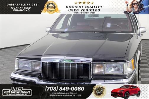 Black 1990 Lincoln Town Car