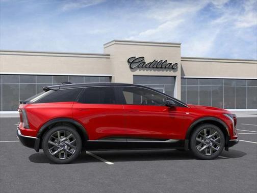 2025 Cadillac OPTIQ Luxury 1 AWD