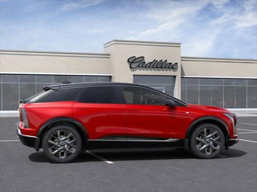 2025 Cadillac OPTIQ Luxury 1 AWD