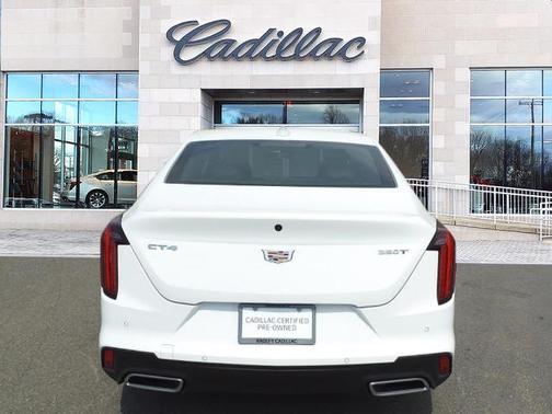 2022 Cadillac CT4 Luxury