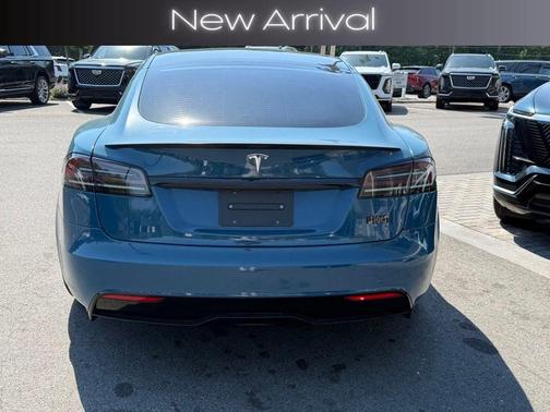 Black 2022 Tesla Model S Plaid