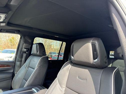 2023 Cadillac Escalade ESV Premium Luxury