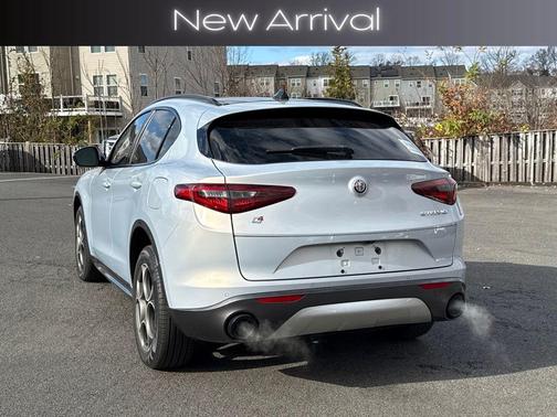 2022 Alfa Romeo Stelvio Ti