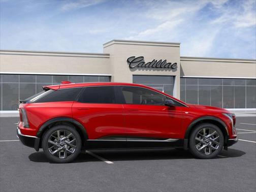 2025 Cadillac OPTIQ Luxury 1 AWD