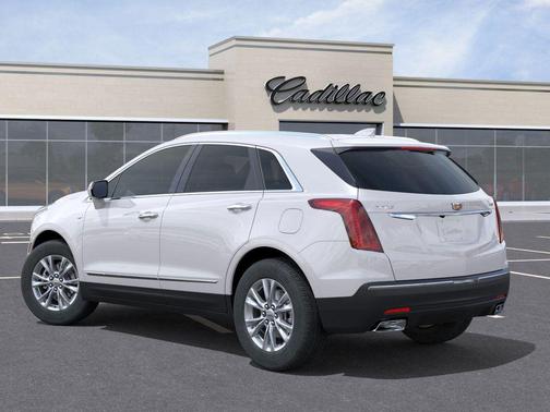 2026 Cadillac XT5 Luxury