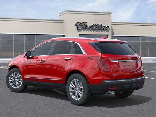 2026 Cadillac XT5 Luxury