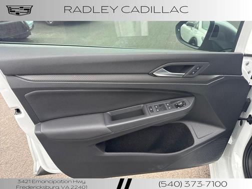 2024 Volkswagen Golf R 2.0T Manual