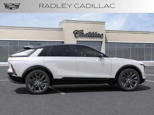 2025 Cadillac LYRIQ Sport w/1SK