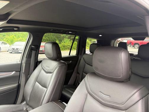 Wilder Metallic 2023 Cadillac XT6 Luxury AWD