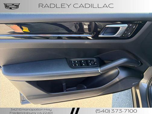 Quartzite Grey 2023 Porsche Cayenne Cayenne