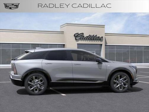 2025 Cadillac OPTIQ Luxury