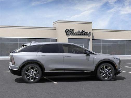 2025 Cadillac OPTIQ Luxury