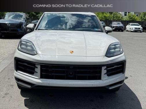 2024 Porsche Cayenne Base