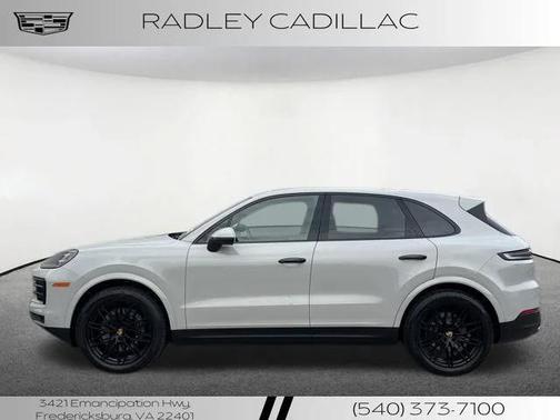 2024 Porsche Cayenne Base