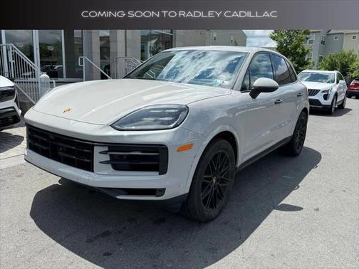 2024 Porsche Cayenne Base