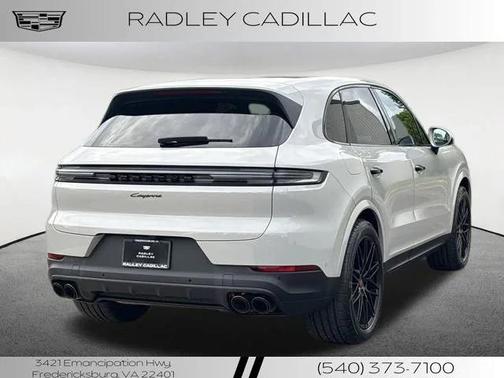 2024 Porsche Cayenne Base