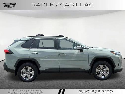 2022 Toyota RAV4 Hybrid XLE