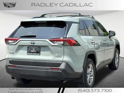 2022 Toyota RAV4 Hybrid XLE