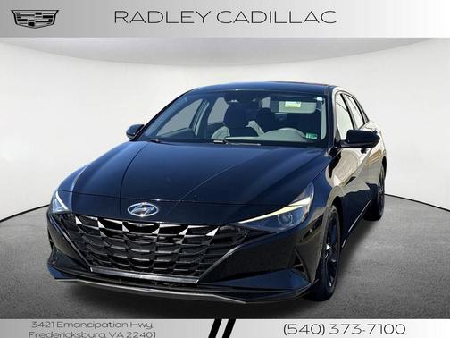 2022 Hyundai ELANTRA SEL