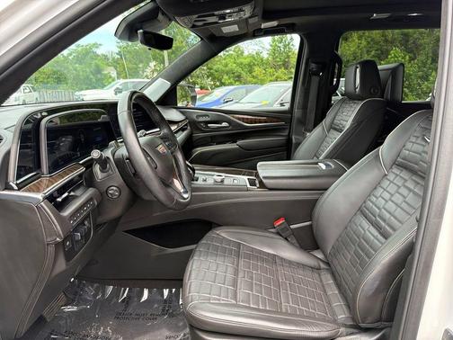 Crystal White Tri-Coat 2024 Cadillac Escalade ESV Sport Platinum