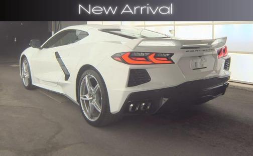 Arctic White 2022 Chevrolet Corvette Stingray w/1LT