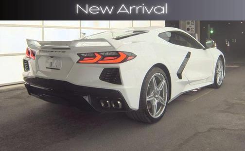 Arctic White 2022 Chevrolet Corvette Stingray w/1LT