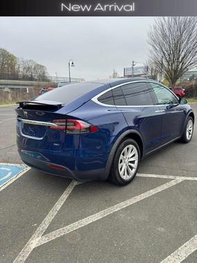 Deep Blue Metallic 2017 Tesla Model X 90D