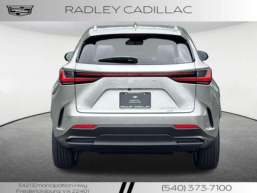2025 Lexus NX 450h+ Luxury
