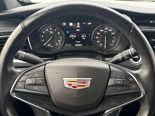 2022 Cadillac XT5 Premium Luxury