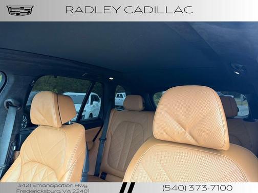 Mineral White Metallic 2024 BMW X5 M60i