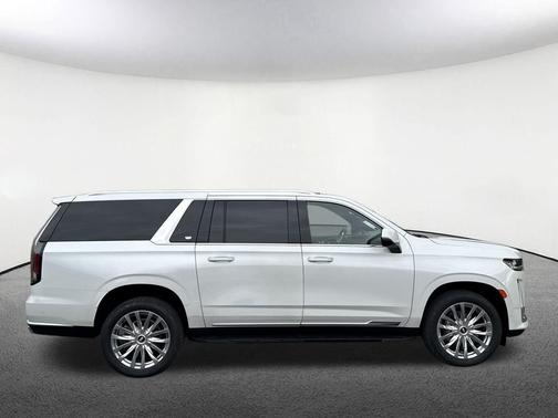 2022 Cadillac Escalade ESV Premium Luxury