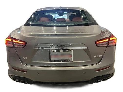 2022 Maserati Ghibli Modena Q4