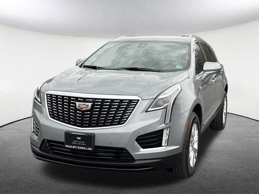 Argent Silver Metallic 2023 Cadillac XT5 Luxury