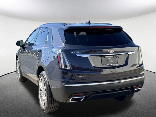 2025 Cadillac XT5 Sport