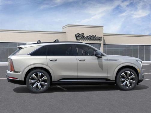 2025 Cadillac Escalade IQ Luxury 2