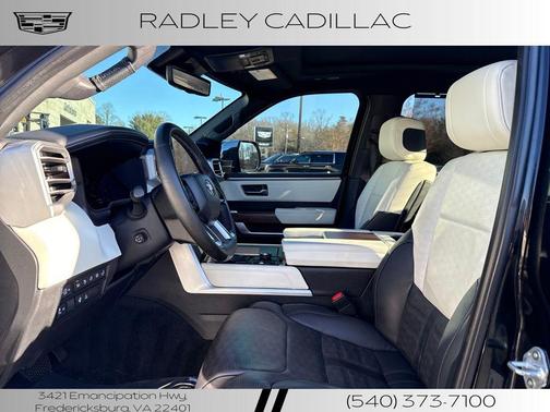 2023 Toyota Tundra Hybrid Capstone