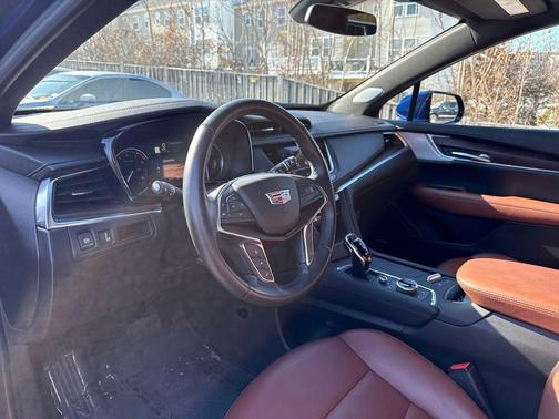 2023 Cadillac XT5 Premium Luxury